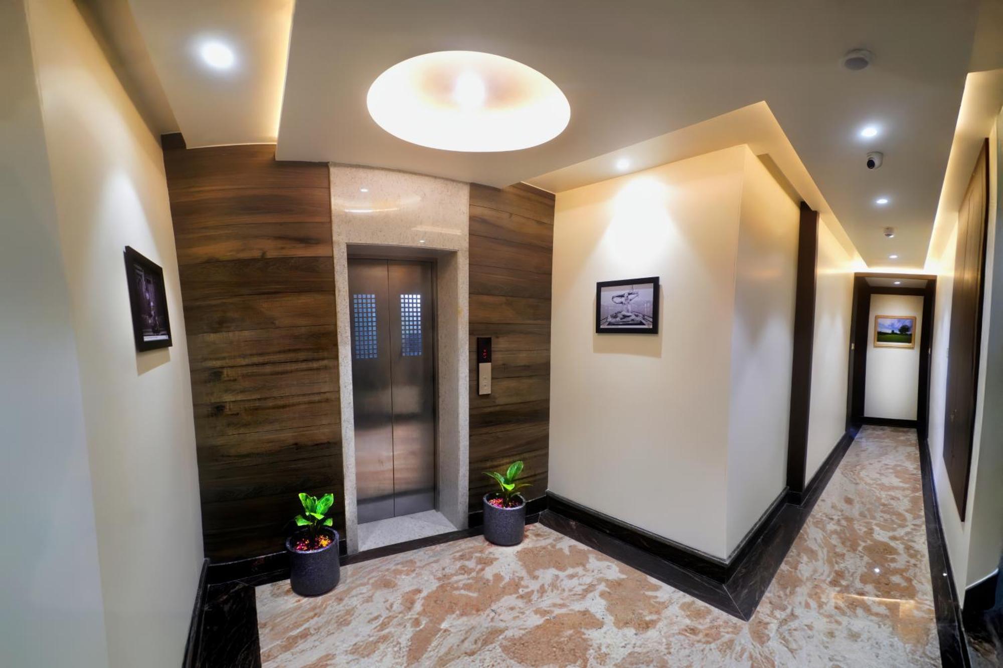 Coco Cabana Варанаси Экстерьер фото